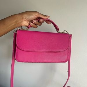 Pink medium hand bag